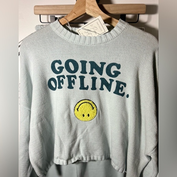 NEW Moon & Madison Graphic Sweater Set, Light Blue, Wide Leg, Going Offline, Med - Picture 3 of 12